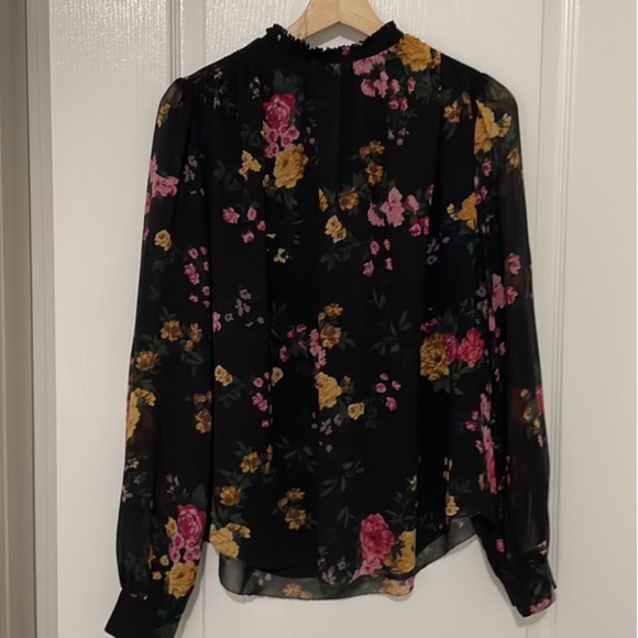 Aritzia Wilfred Paula Blouse- Black Floral Long Sleeve High Neck Chiffon Top - Picture 7 of 7